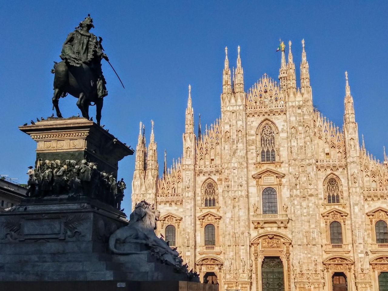 Large 3 Minutes Walk From The Duomo Cathedral Appartement Milan