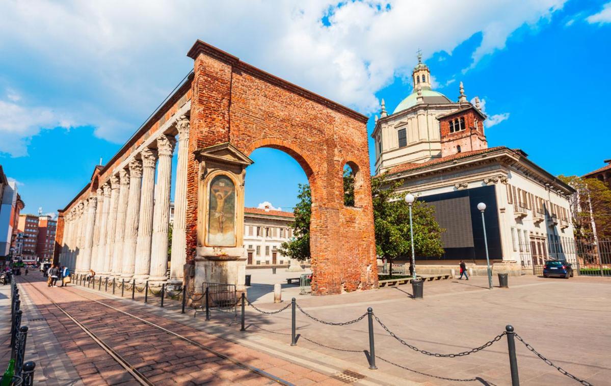 Appartement Large 3 Minutes Walk From The Duomo Cathedral Milan